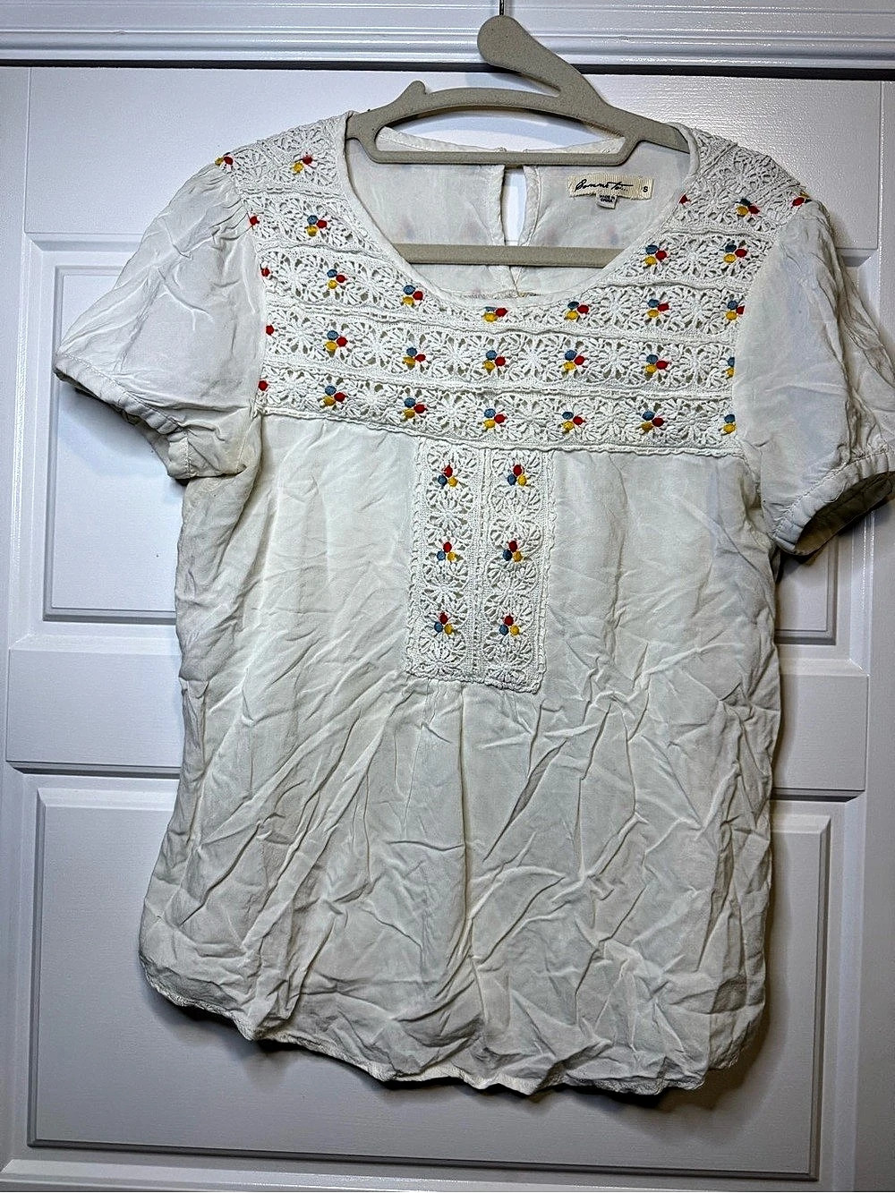Comme Toi Boho White Crochet Embroidered Blouse Small Cottagecore Peasant Top